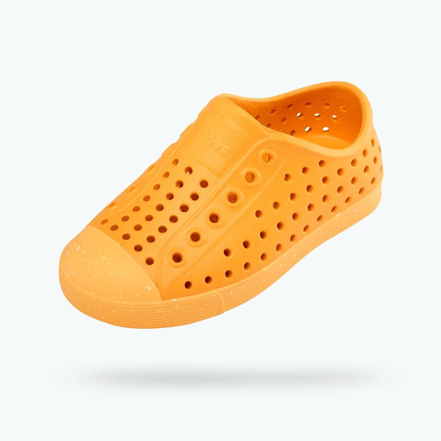 NATIVE SHOES picture
