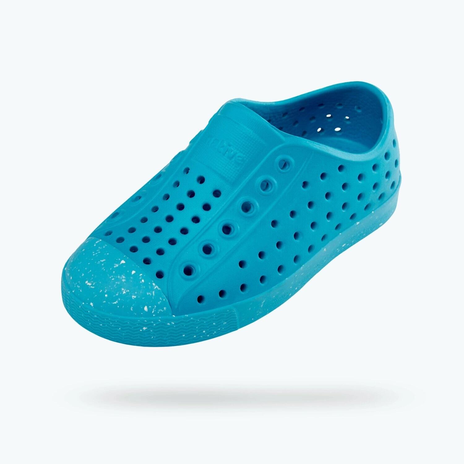 NATIVE SHOES picture
