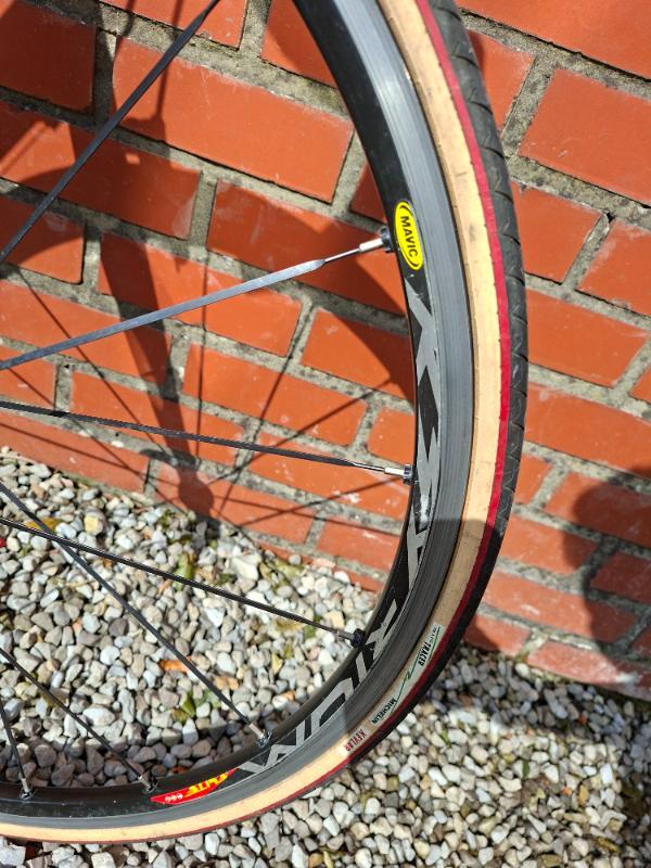 Entre Particuliers - Velo route Eddy Merckx cadre 58 3/6