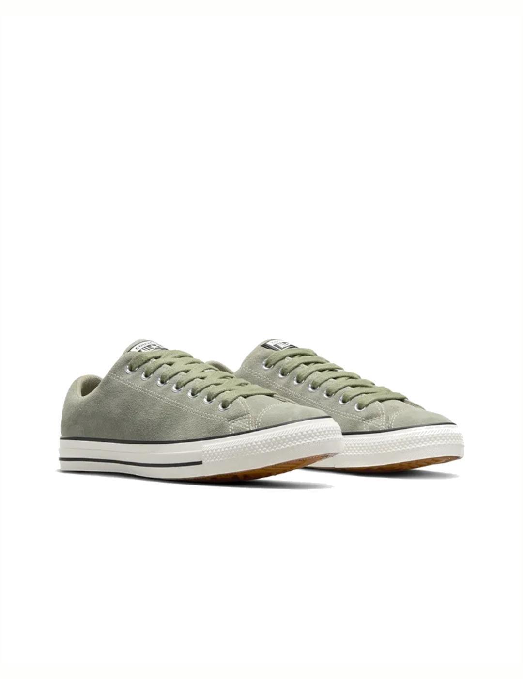 Tênis masculino Converse All Star de camurça verde. 3/4