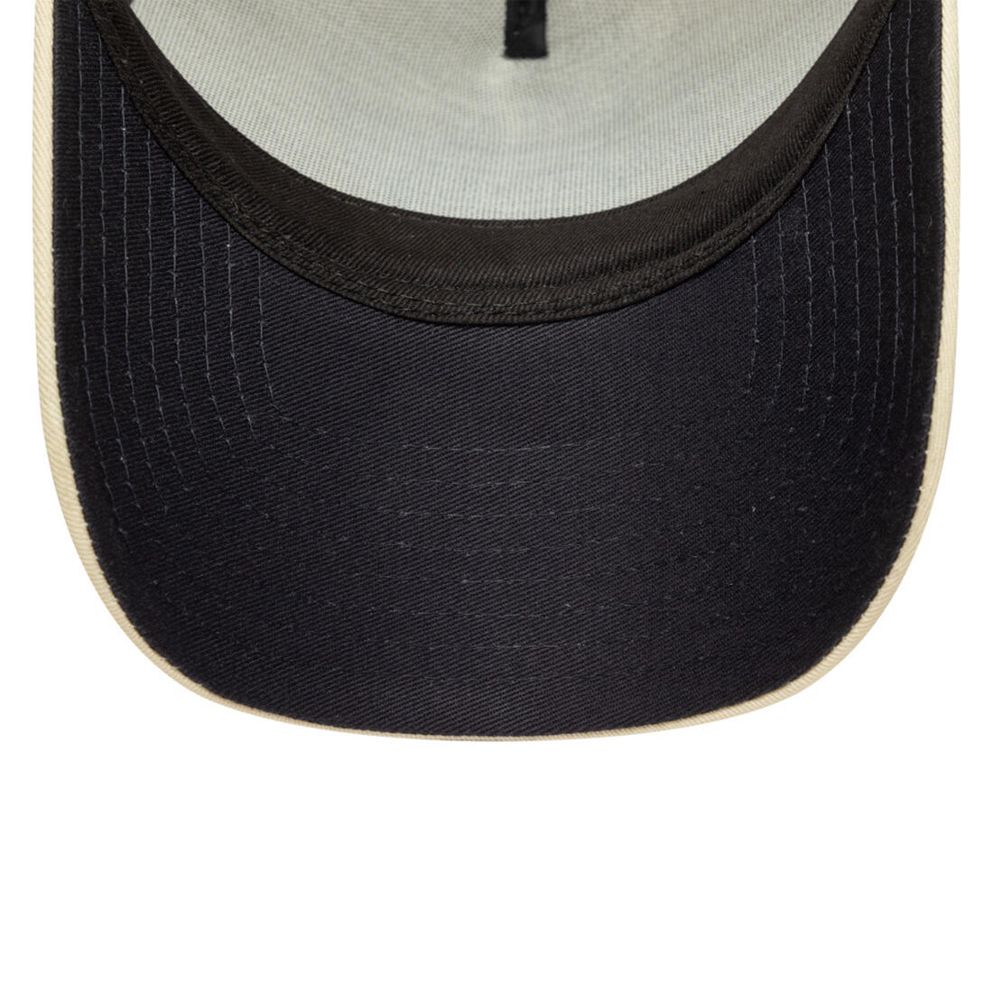 New Era Seasonal Trucker Rugby Francia Cappello Beige E Navy 3/5