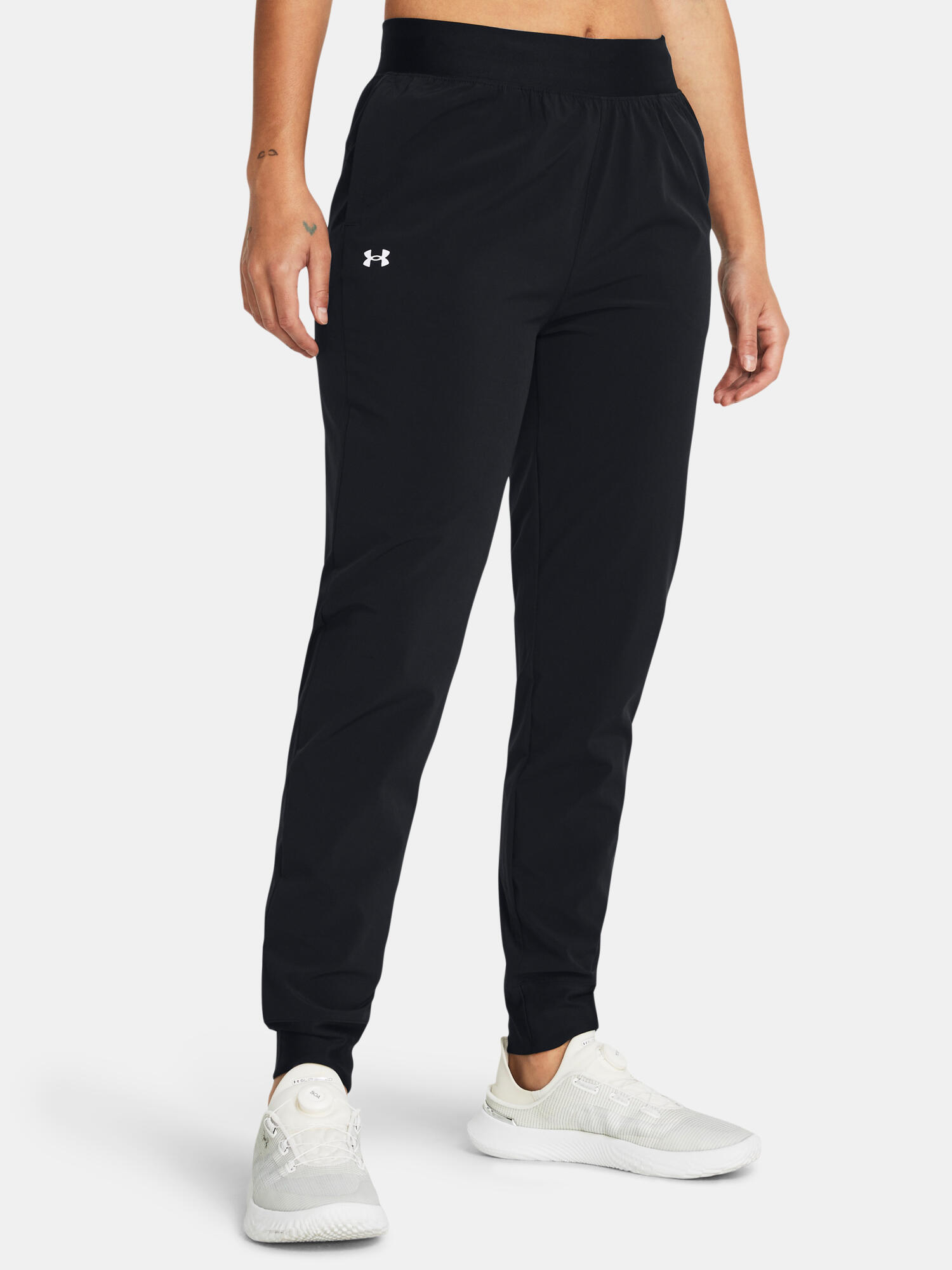UNDER ARMOUR picture