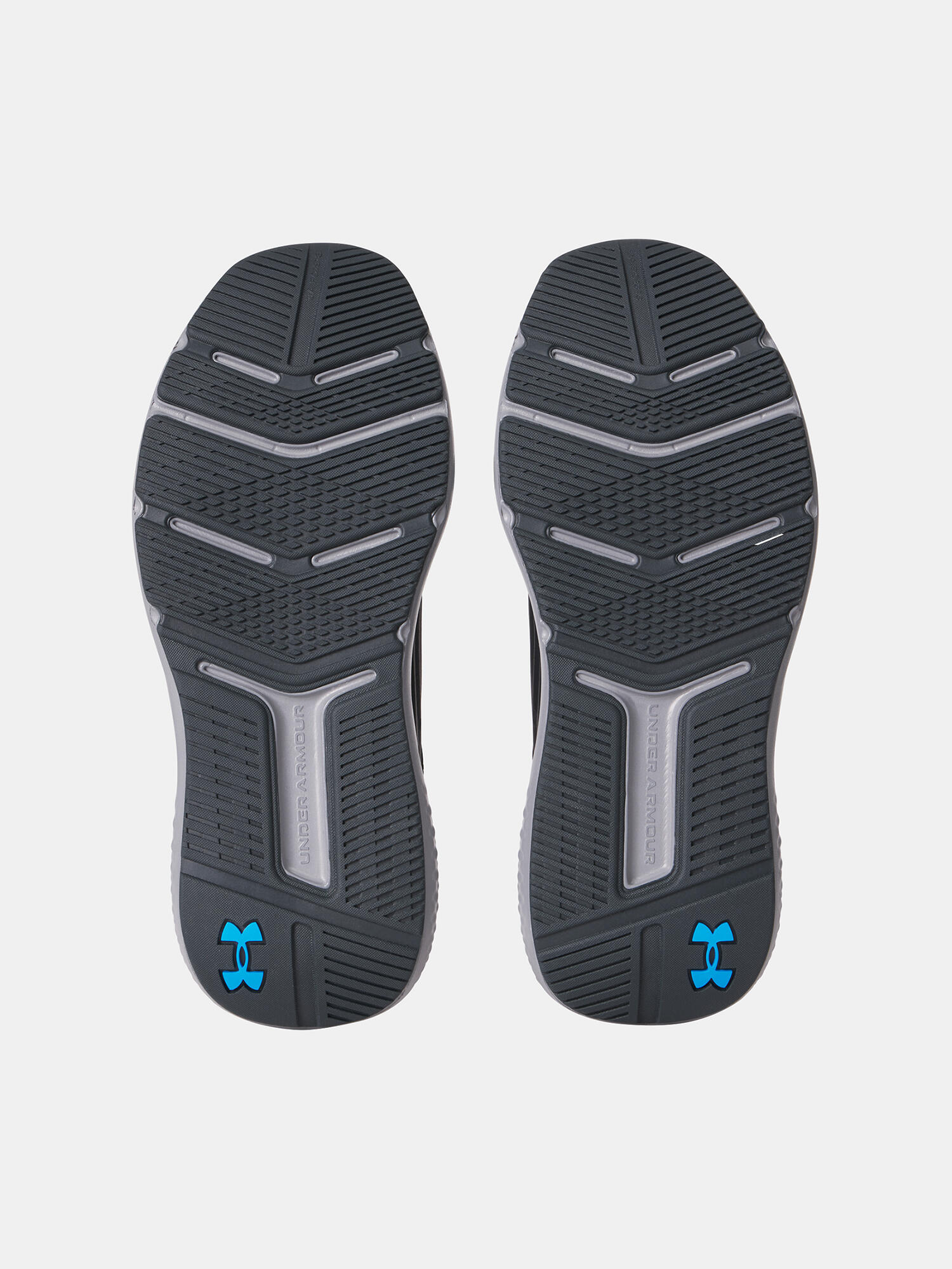 Chaussures d'entraînement homme Commit 4 Under Armour 4/5