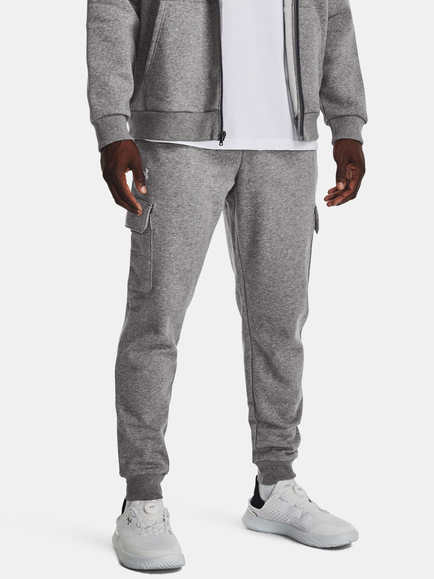 UNDER ARMOUR picture