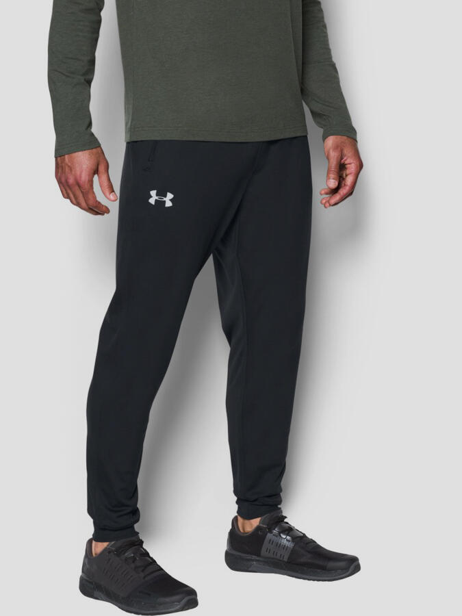 UNDER ARMOUR picture