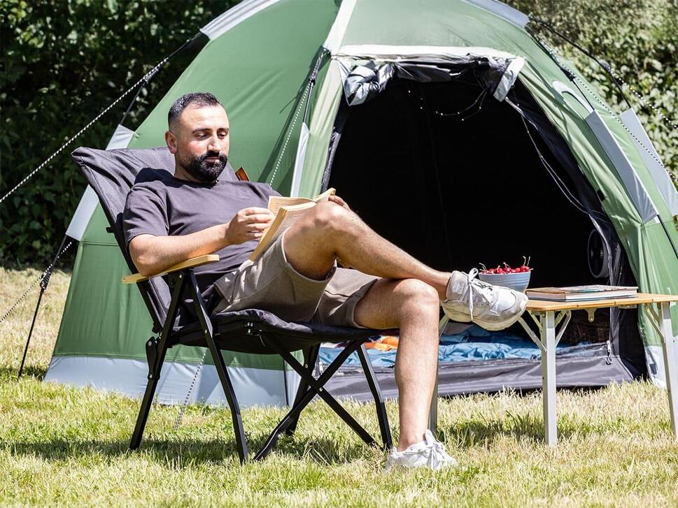 Krzesło kempingowe składane tapicerowane Nojata, z regulowanym oparciem do 120kg