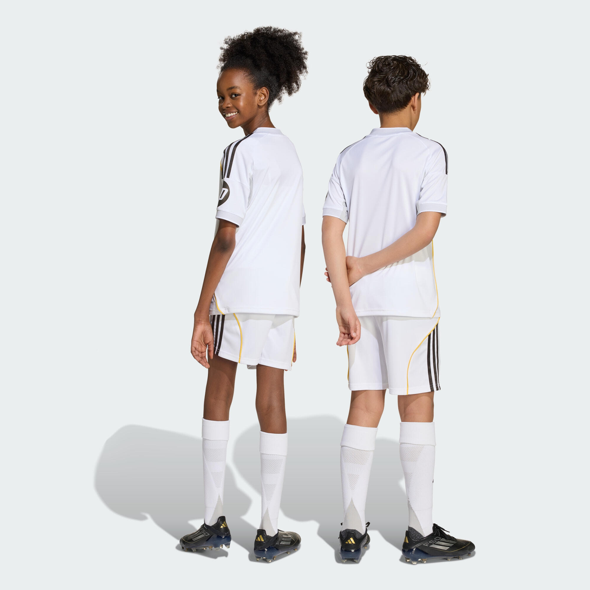 Short domicile Real Madrid 25/26 enfants 3/5