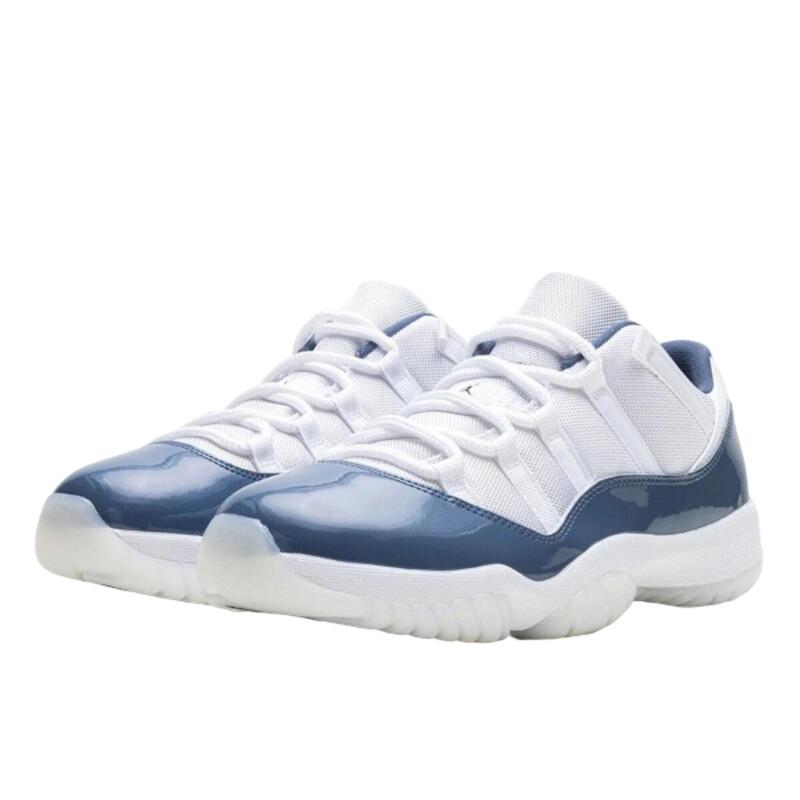 11 Retro Low Diffused Blue