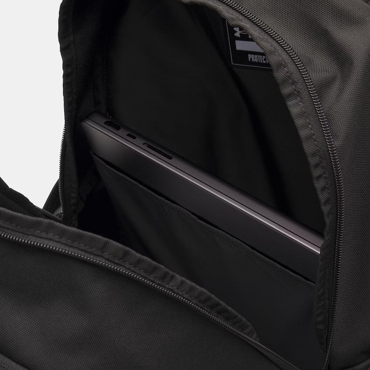 Mochila Esportiva Ua Hustle Lite Preta E Vermelho Vivo 4/6