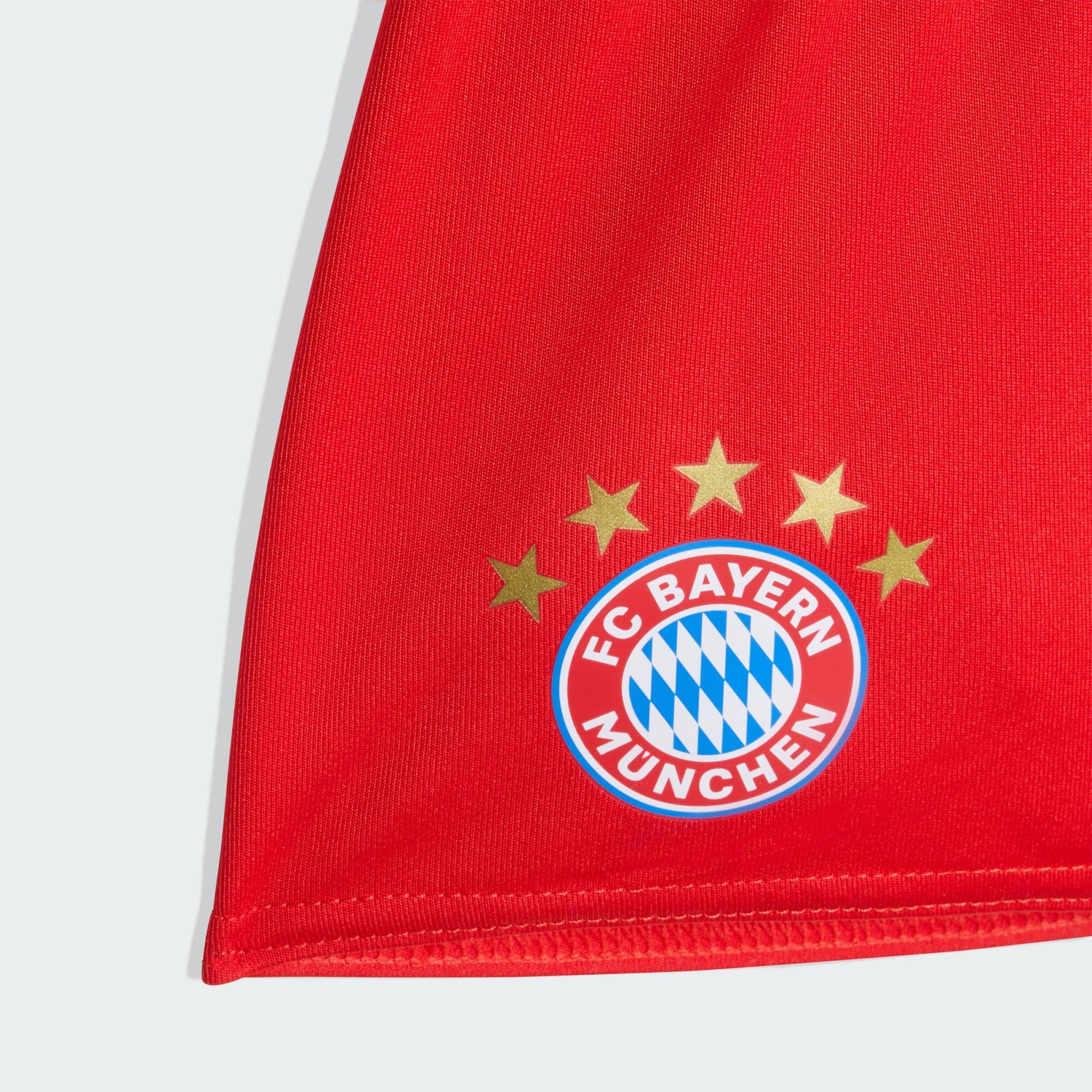 Domácí souprava FC Bayern Mnichov 25/26 pro nemluvňata 4/4