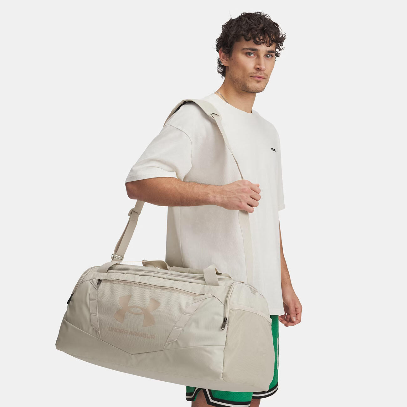 Sac de sport moyen 58L UA Undeniable 5.0 Beige 2/4