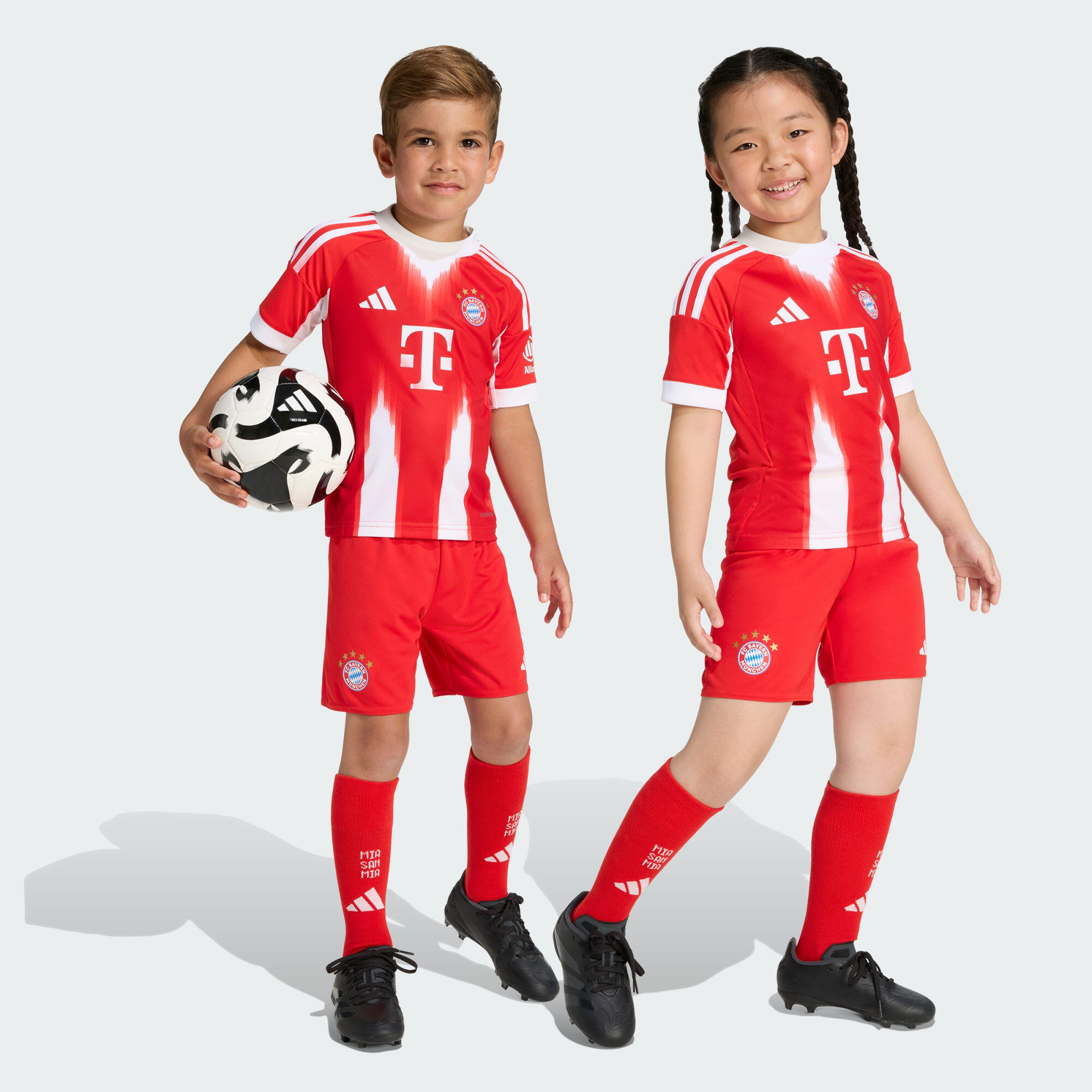 ADIDAS FC Bayern 25/26 Casa Mini Kit Bambini