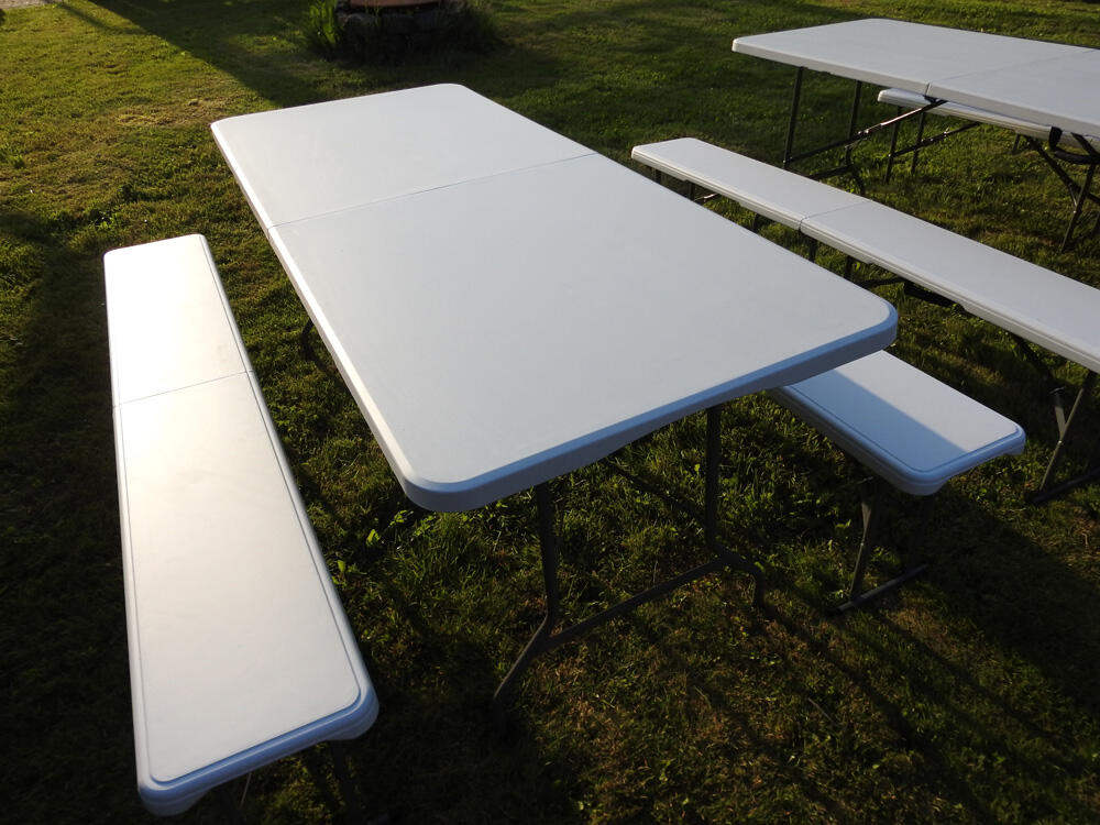 Set tavolo e panche pieghevoli - plastica - 183x130 cm 3/7