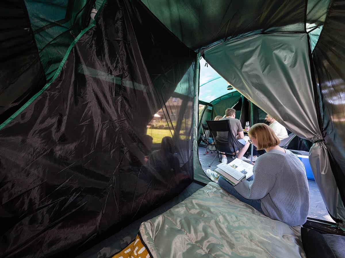 Tweedehands - Familietent Tunneltent Montana 8 – Campingtent - 3 Slaapcabines 6/7