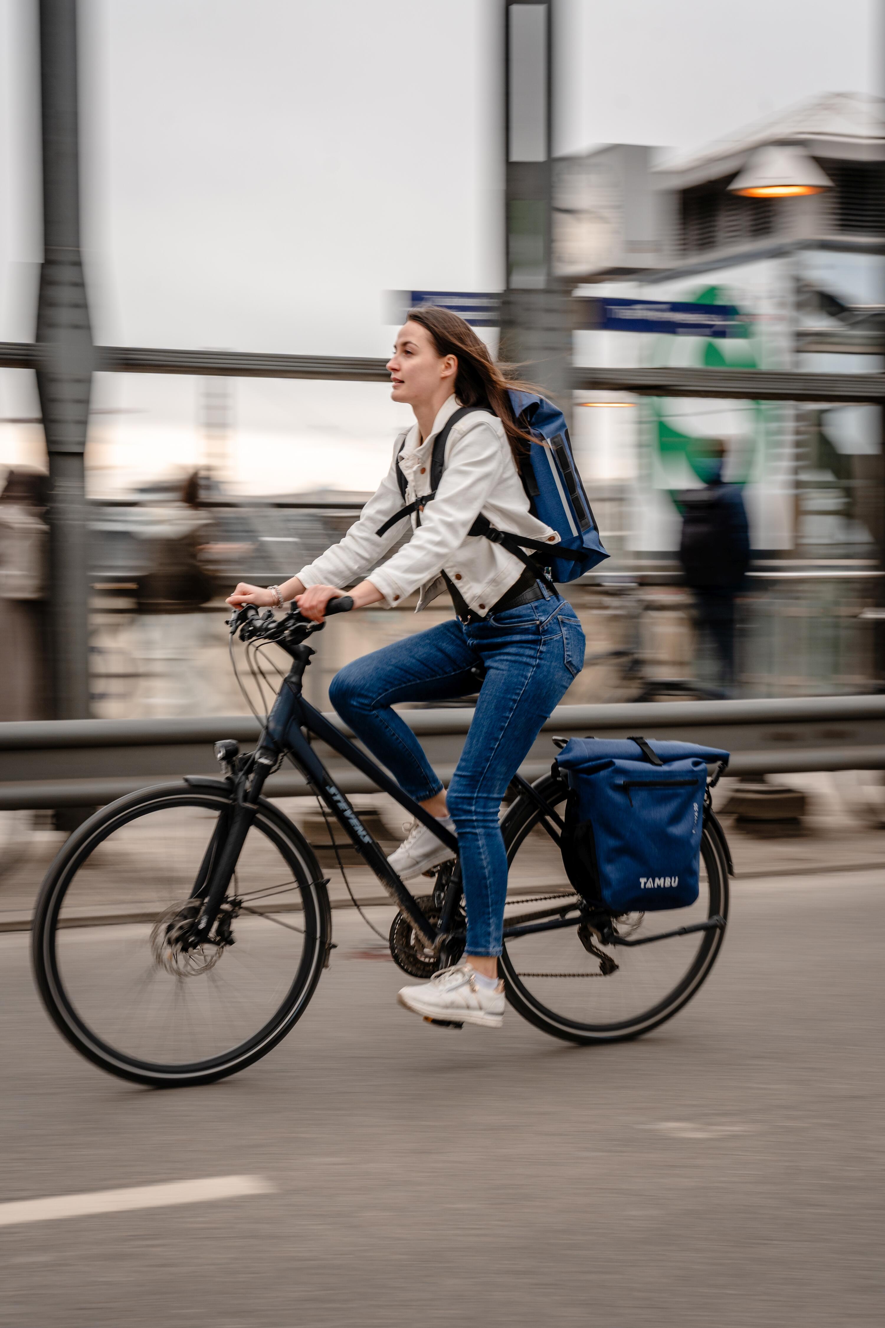 INAYA 20 | Waterafstotende fietstas 20 liter 3/7