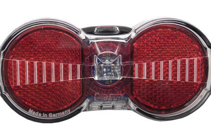 Éclairage arrière stationnement espacement entre vis Busch & Müller Toplight fla