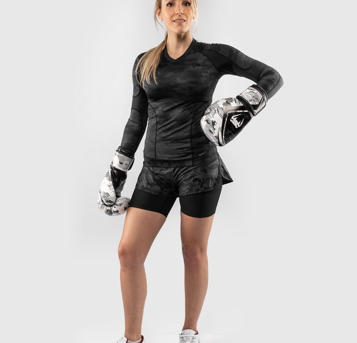 Venum Defender Hybrid Compression Short  - Black/Black 5/6
