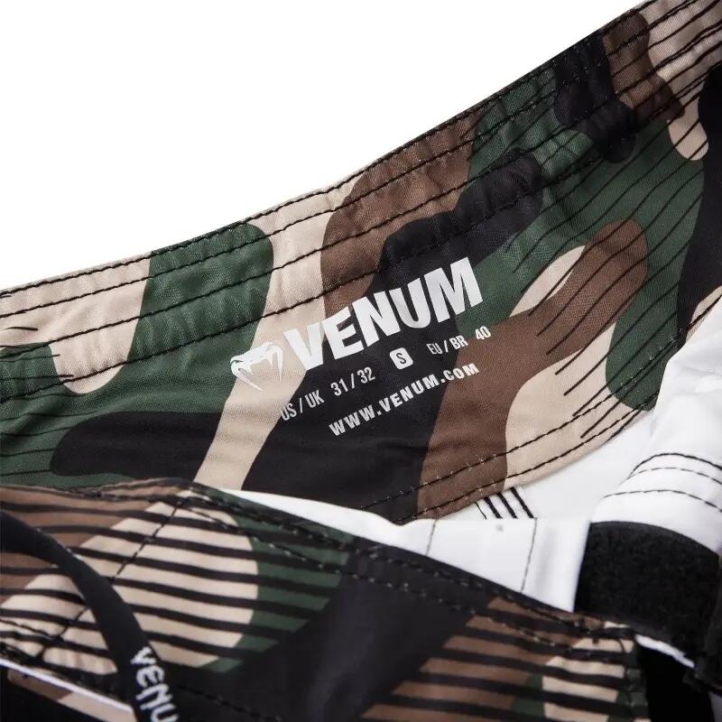Kraťasy Venum Camo Hero 6/7