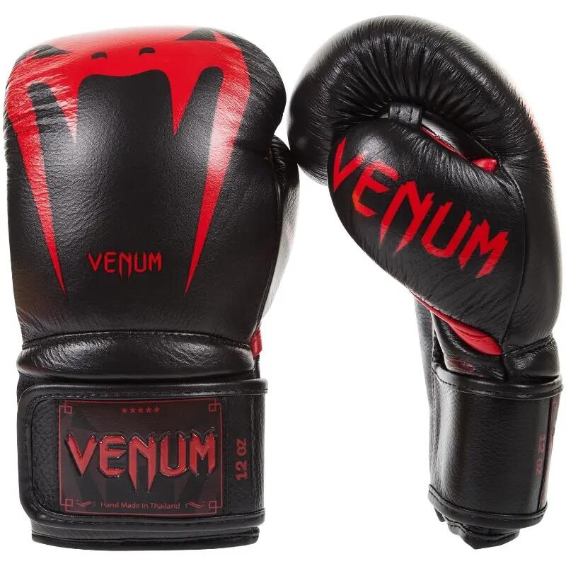 VENUM picture