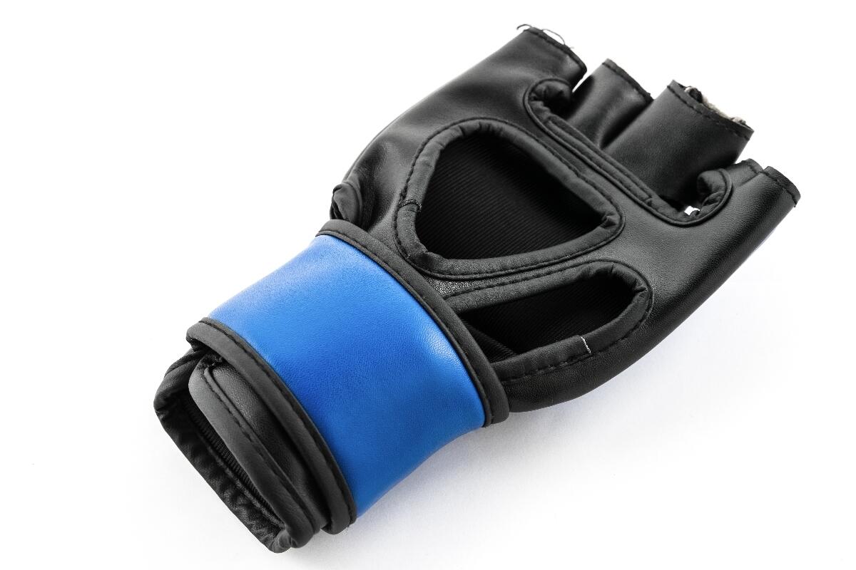 UFC Contender MMA Gloves-5oz 6/7