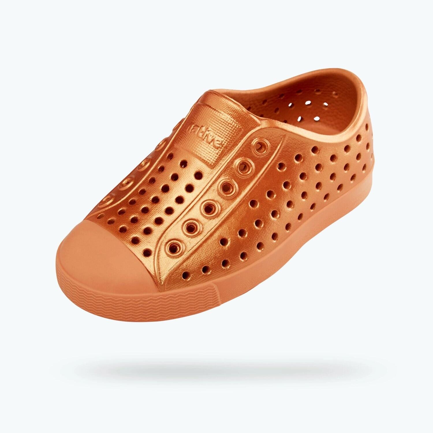 NATIVE SHOES picture
