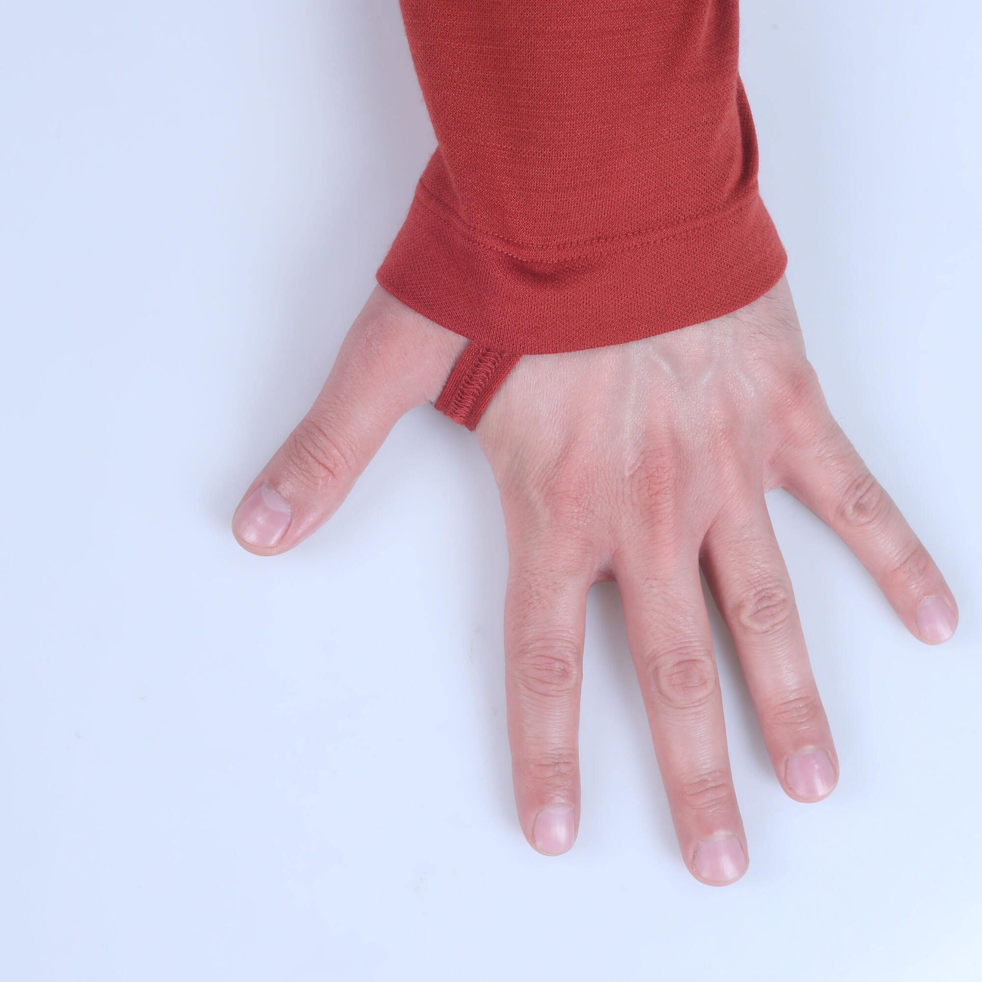 Taimen Charaa Hoodie - Brick Red 3/4