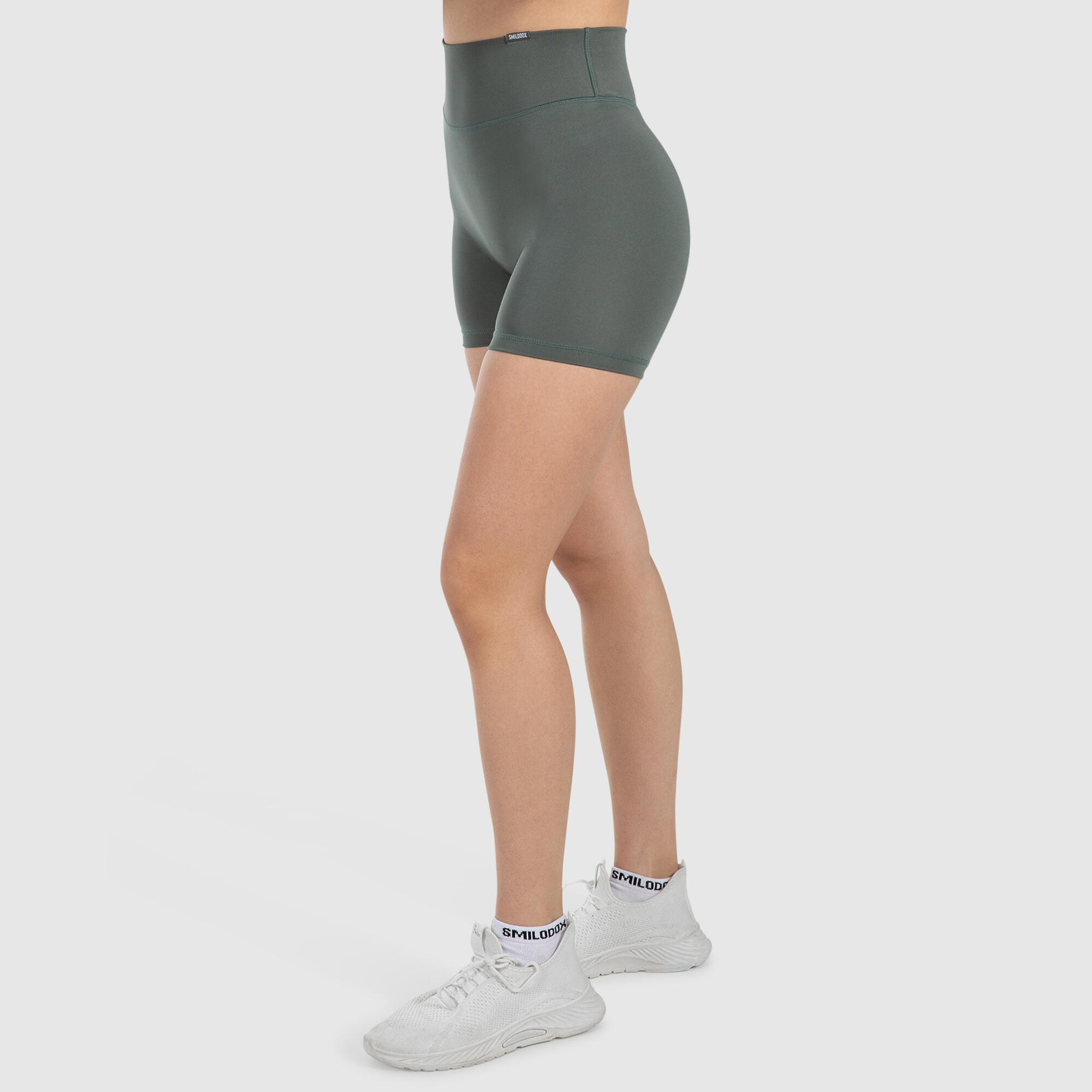 Damen Shorts Lavina Grün 2/5