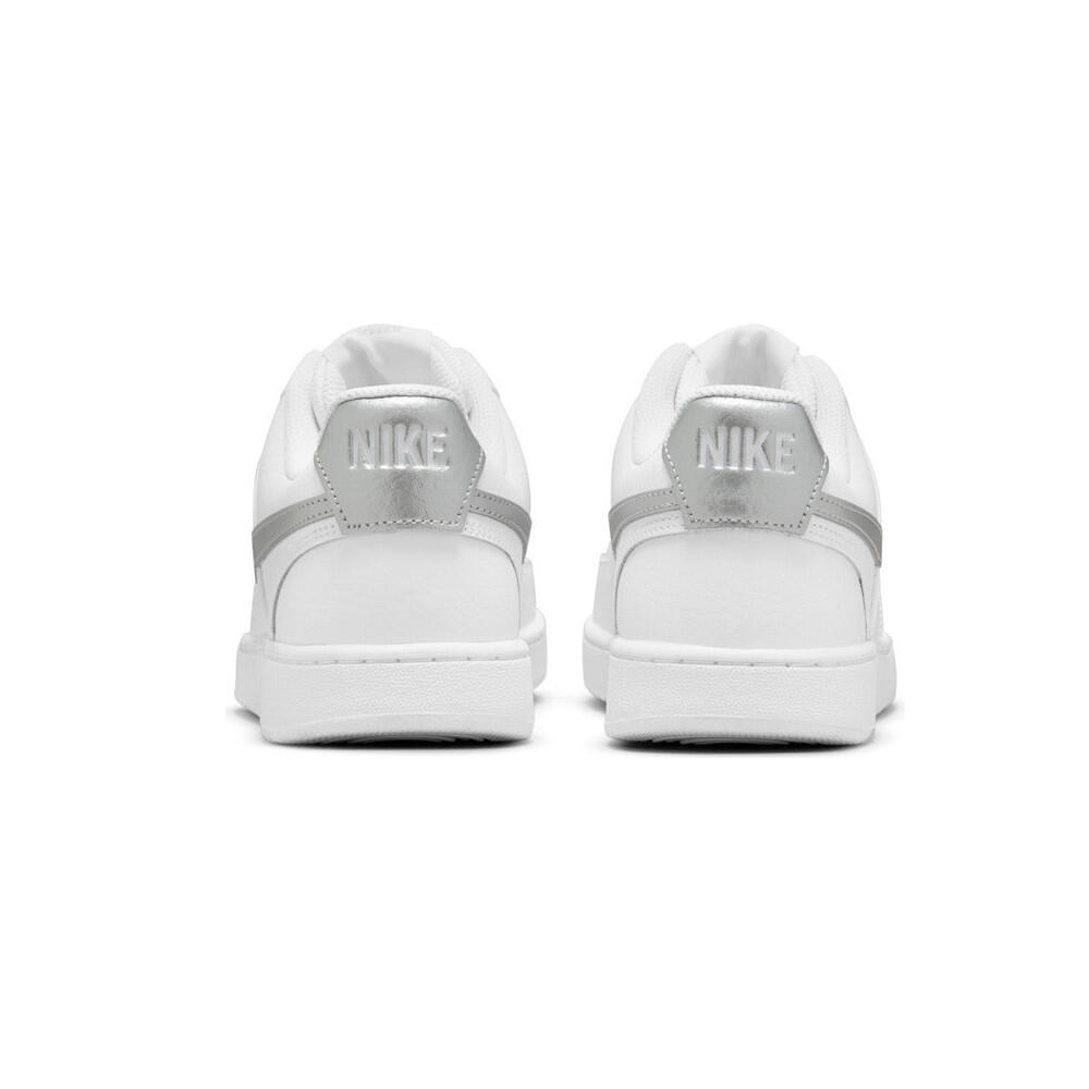 Basket Nike COURT VISION 6/6