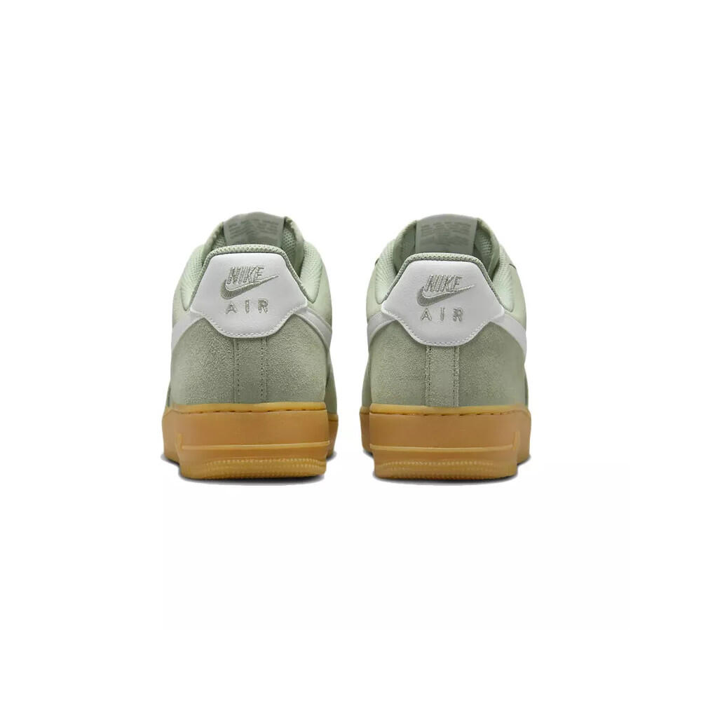 Basket Nike AIR FORCE 1 '07 LV8 6/7