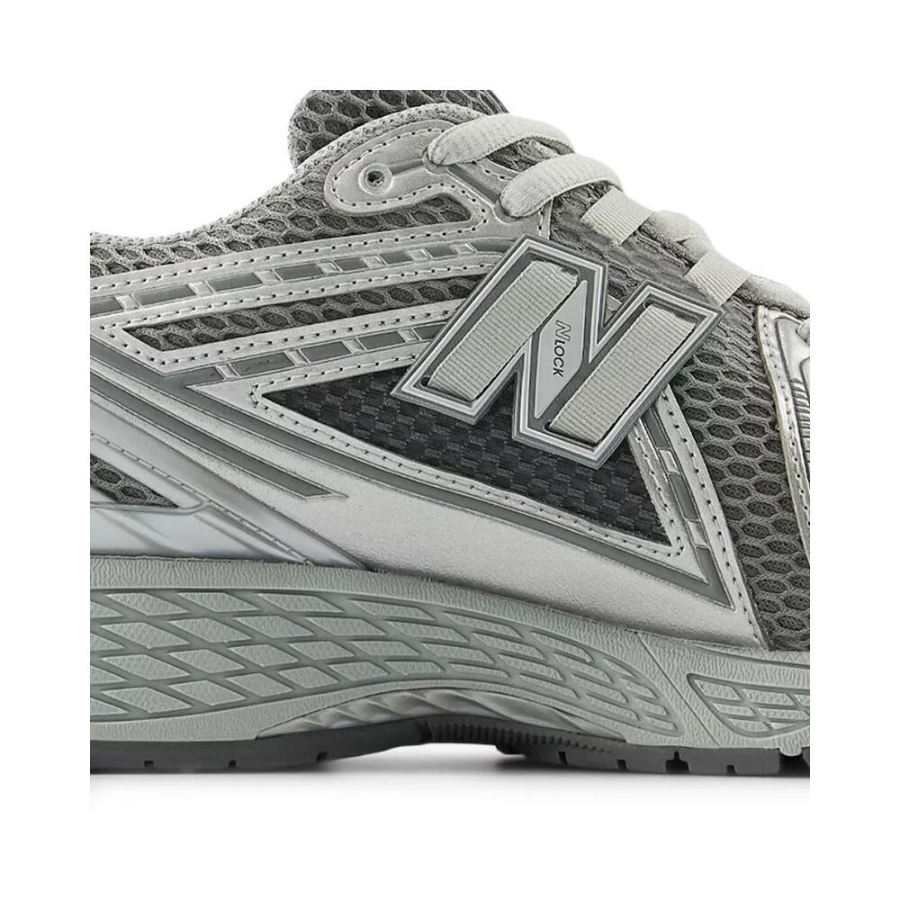 Buty Mężczyzna New Balance 1906R srebrny 7/7