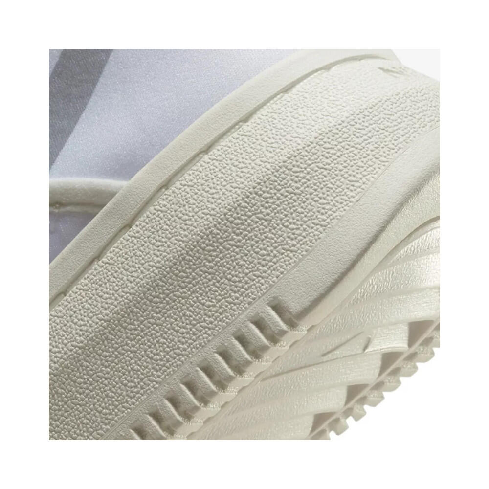 Basket Nike COURT VISION ALTA 7/7