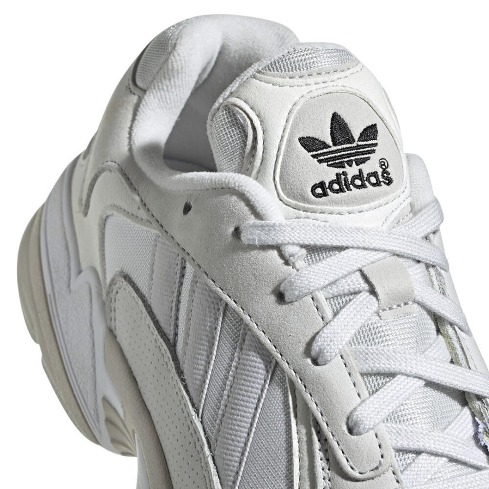 Basket adidas Originals YUNG-1 6/7