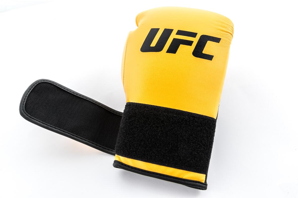 UFC PRO Trainings-Boxhandschuhe – Gelb/Schwarz – 12OZ 4/7