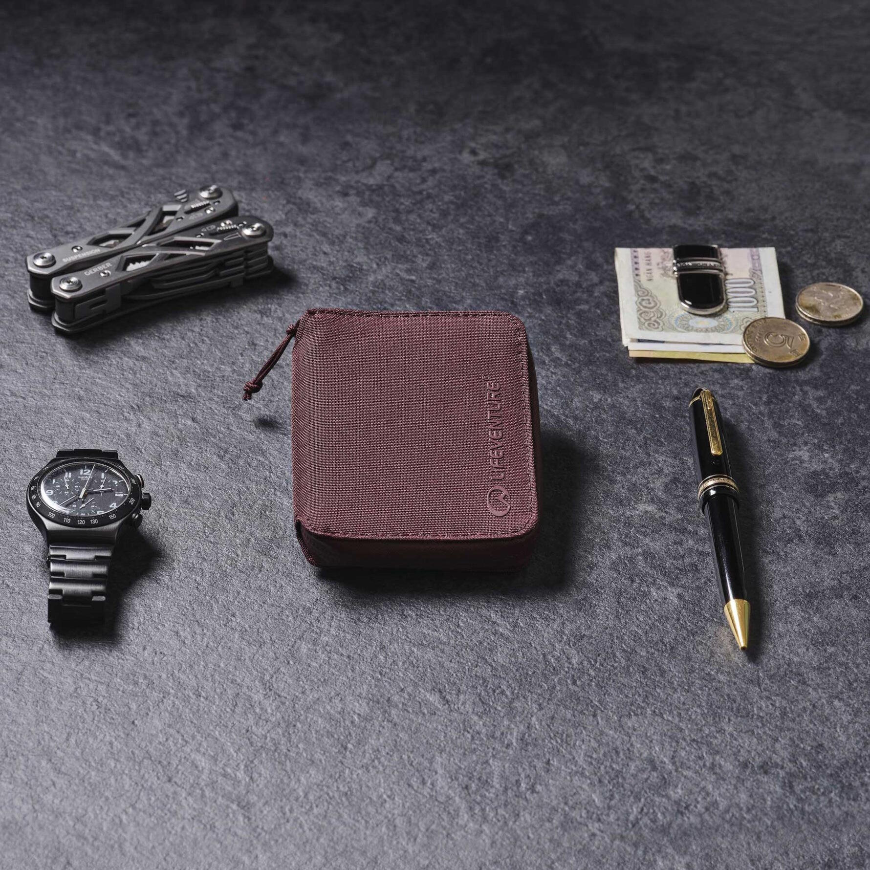 Portefeuille bi-fold Lifeventure plum, tissu recyclé, RFID et multi-ensions 5/6