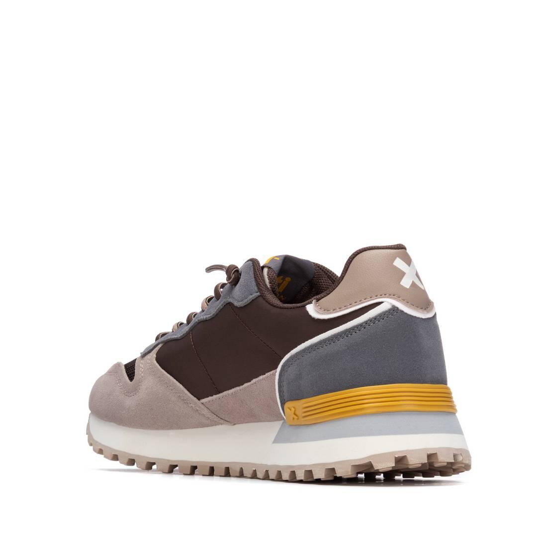 Zapatilla De Hombre Xti 144139 Taupe 3/4
