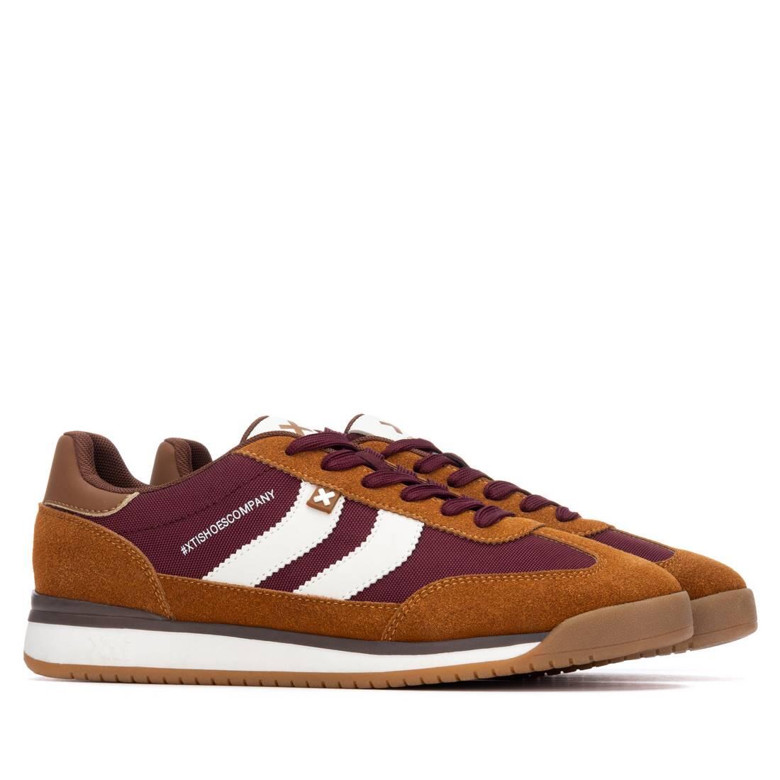 Baskets Xti modèle 144582-CAMEL pour homme 4/5