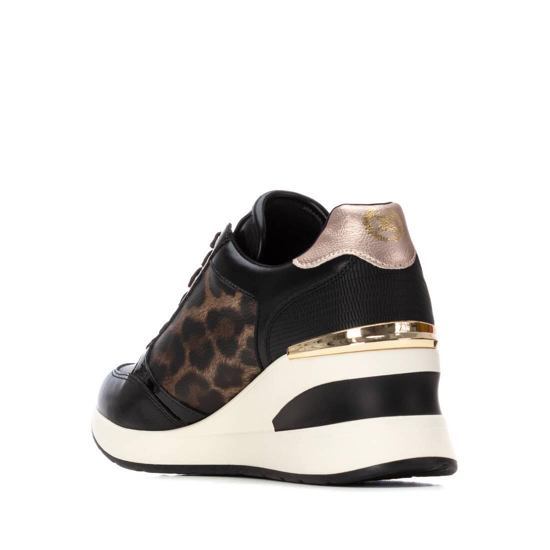 Chaussure de randonnée Baskets Femme Xti 144378 Noi 4/5