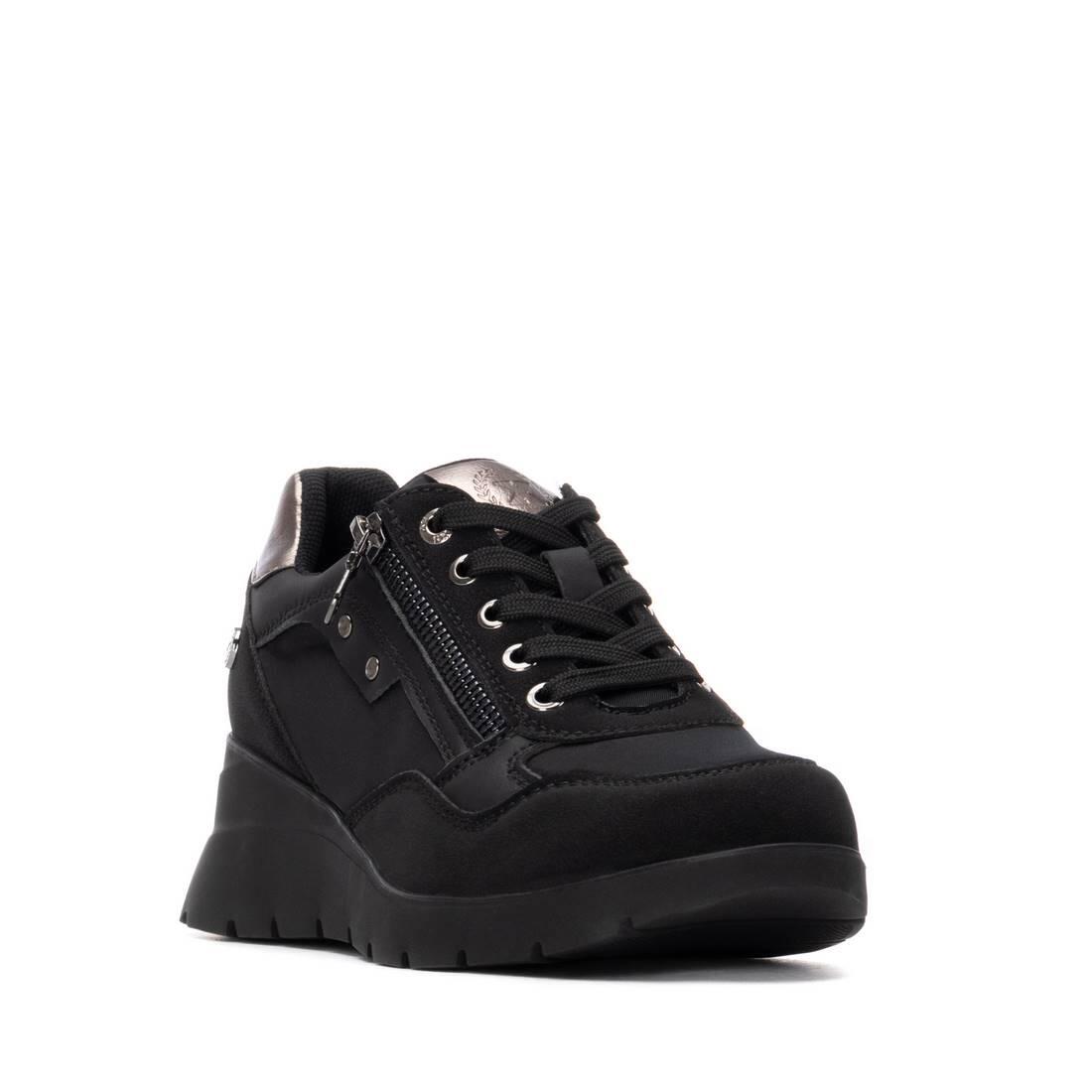 Sapatilhas Xti modelo 144500-NEGRO para mulheres 3/5