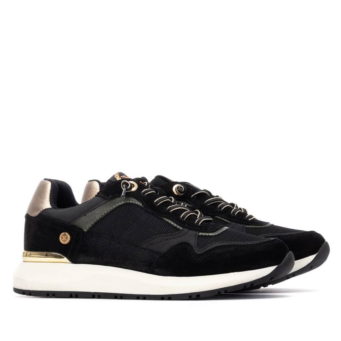 Zapatilla De Mujer Xti 144206 Negro 4/6