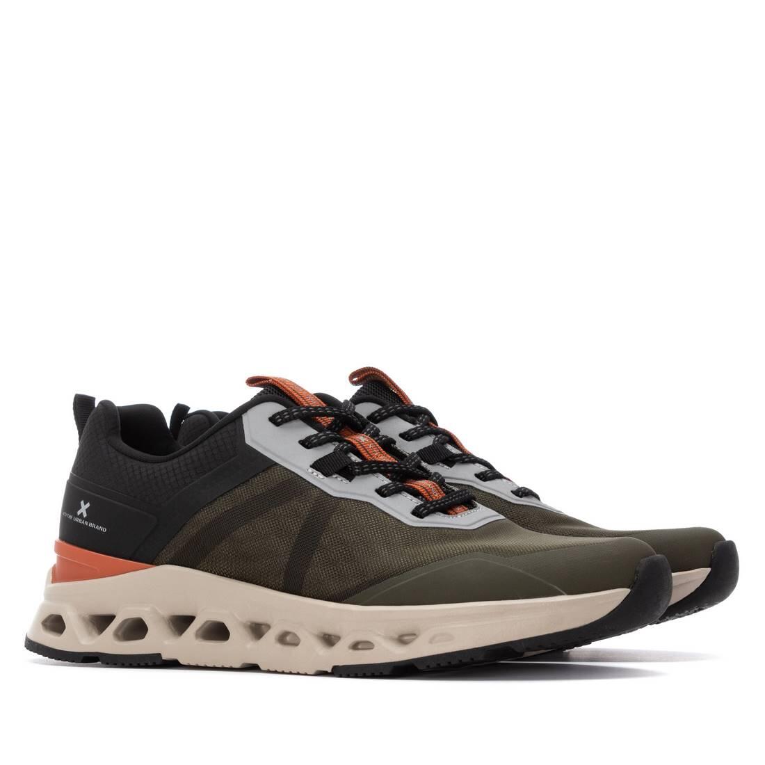 Baskets Xti modèle 144565 pour homme 4/6