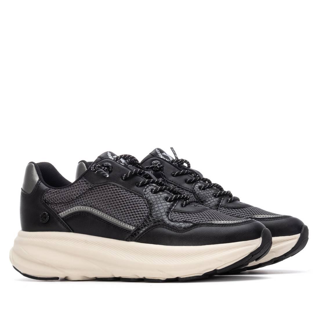 Zapatilla De Mujer Xti 144686 Negro 4/6