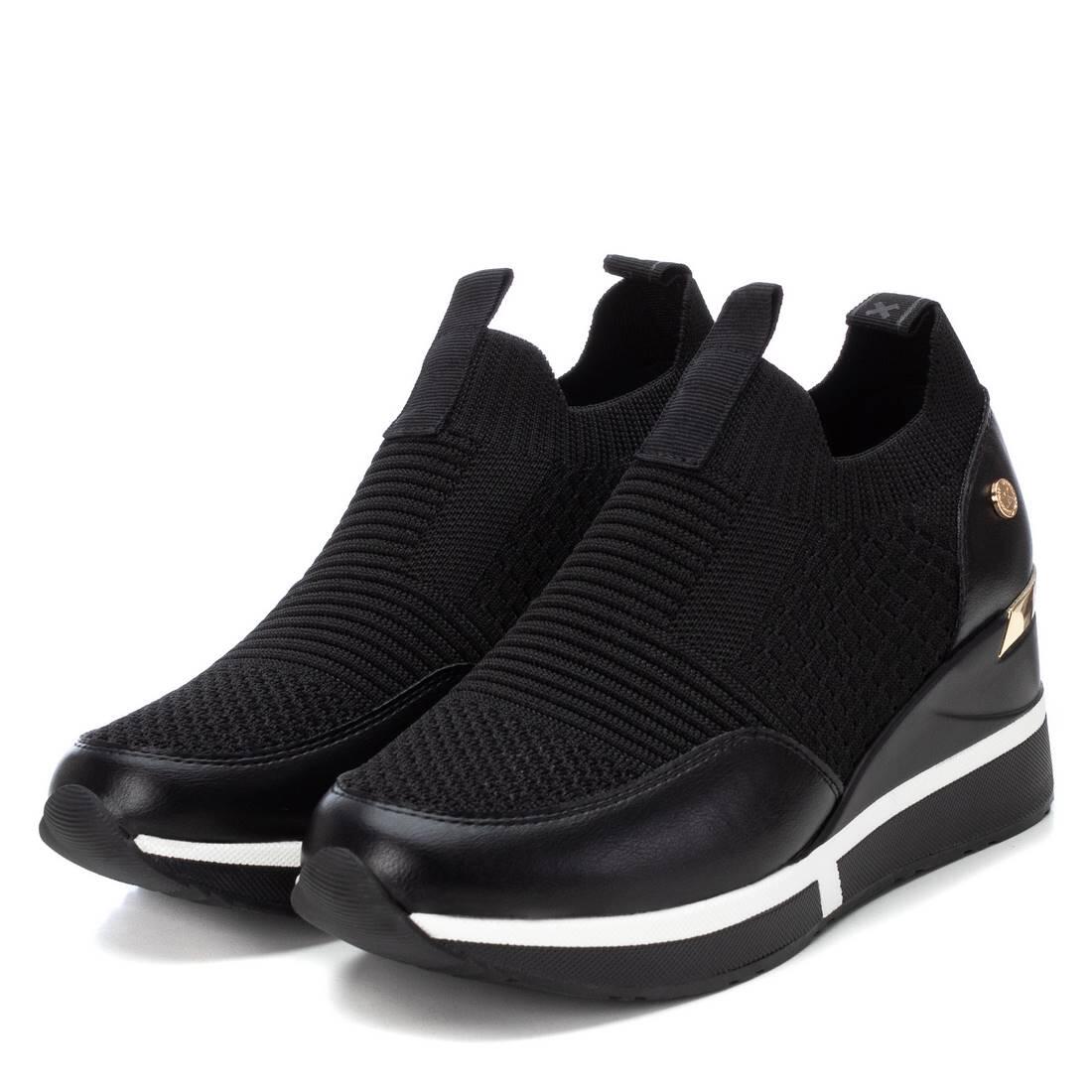Zapatilla De Mujer Xti 143084 Negro 5/5