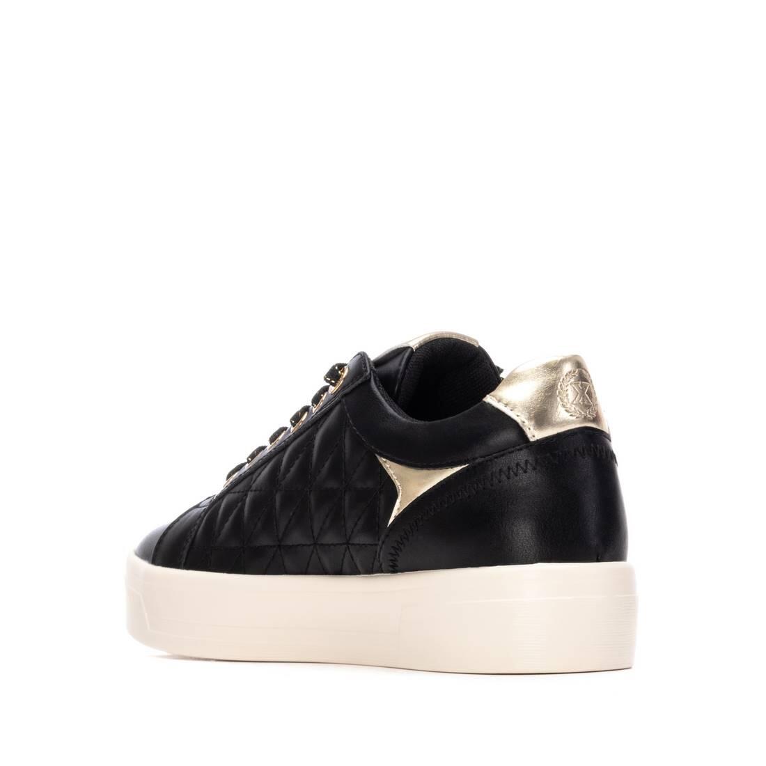 Zapatilla De Mujer Xti 144413 Negro 3/5