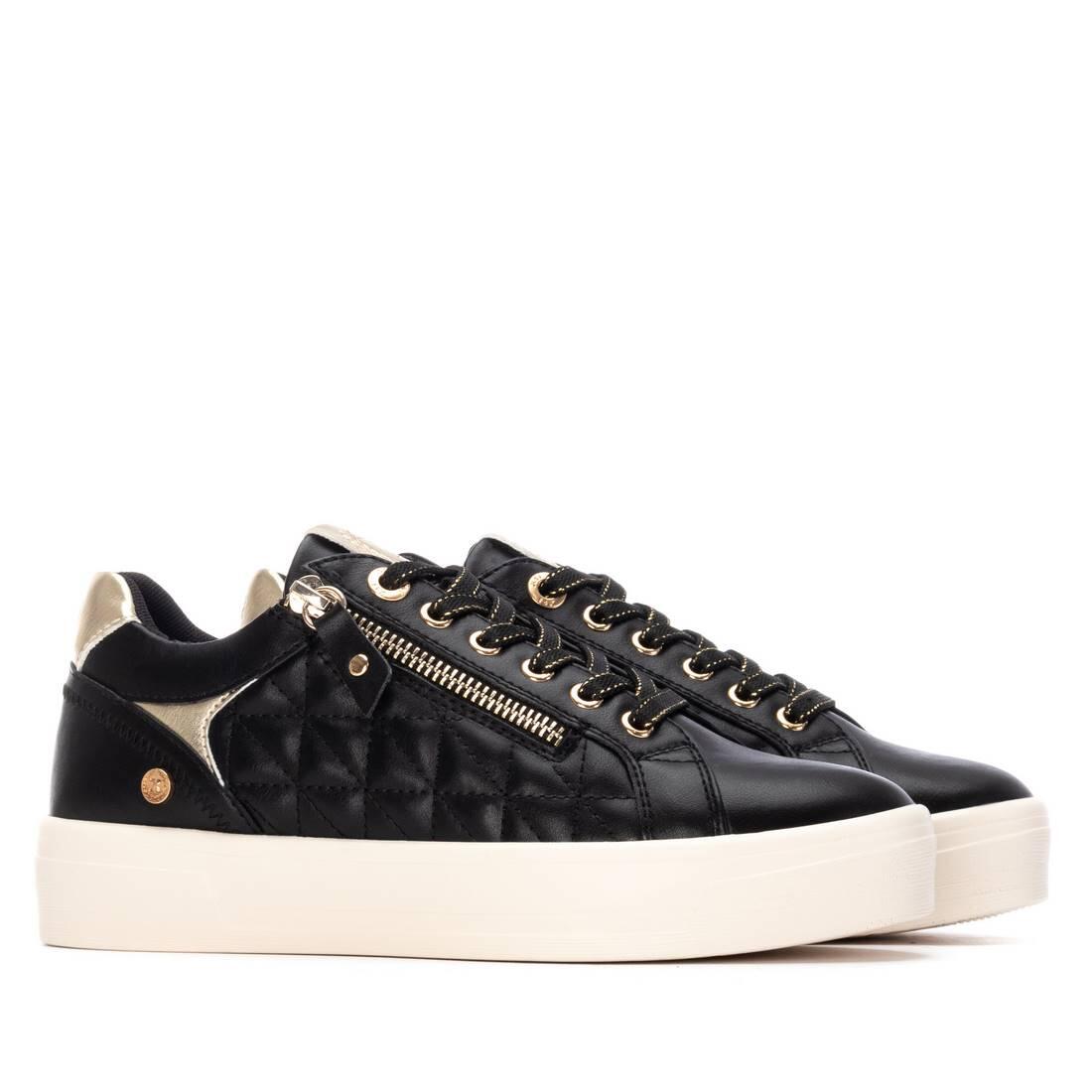 Zapatilla De Mujer Xti 144413 Negro 4/5