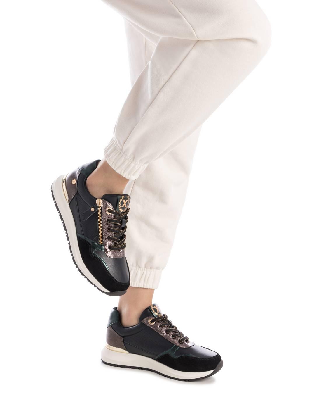 Zapatilla De Mujer Xti 144218 Negro 2/6
