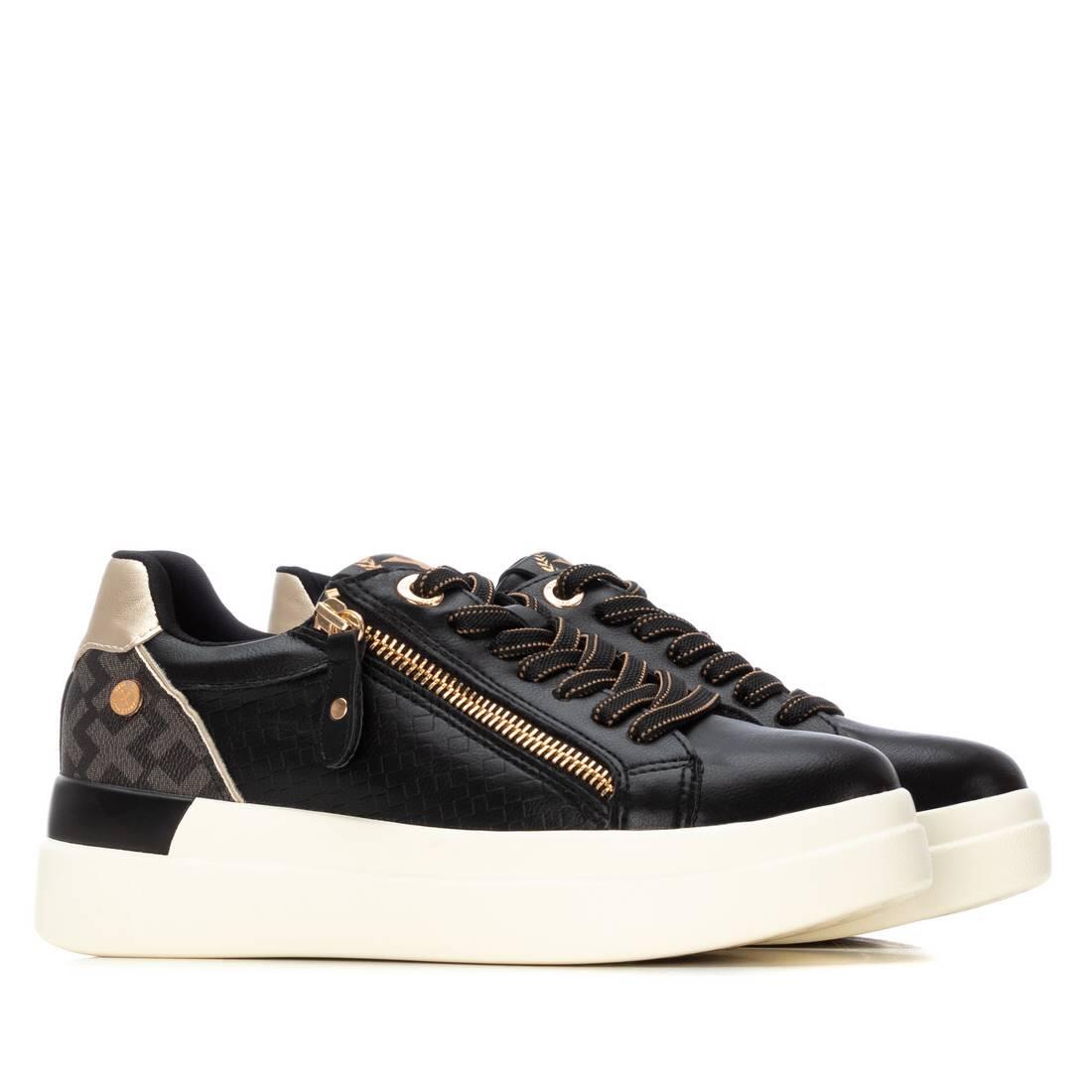 Zapatilla De Mujer Xti 144233 Negro 4/6