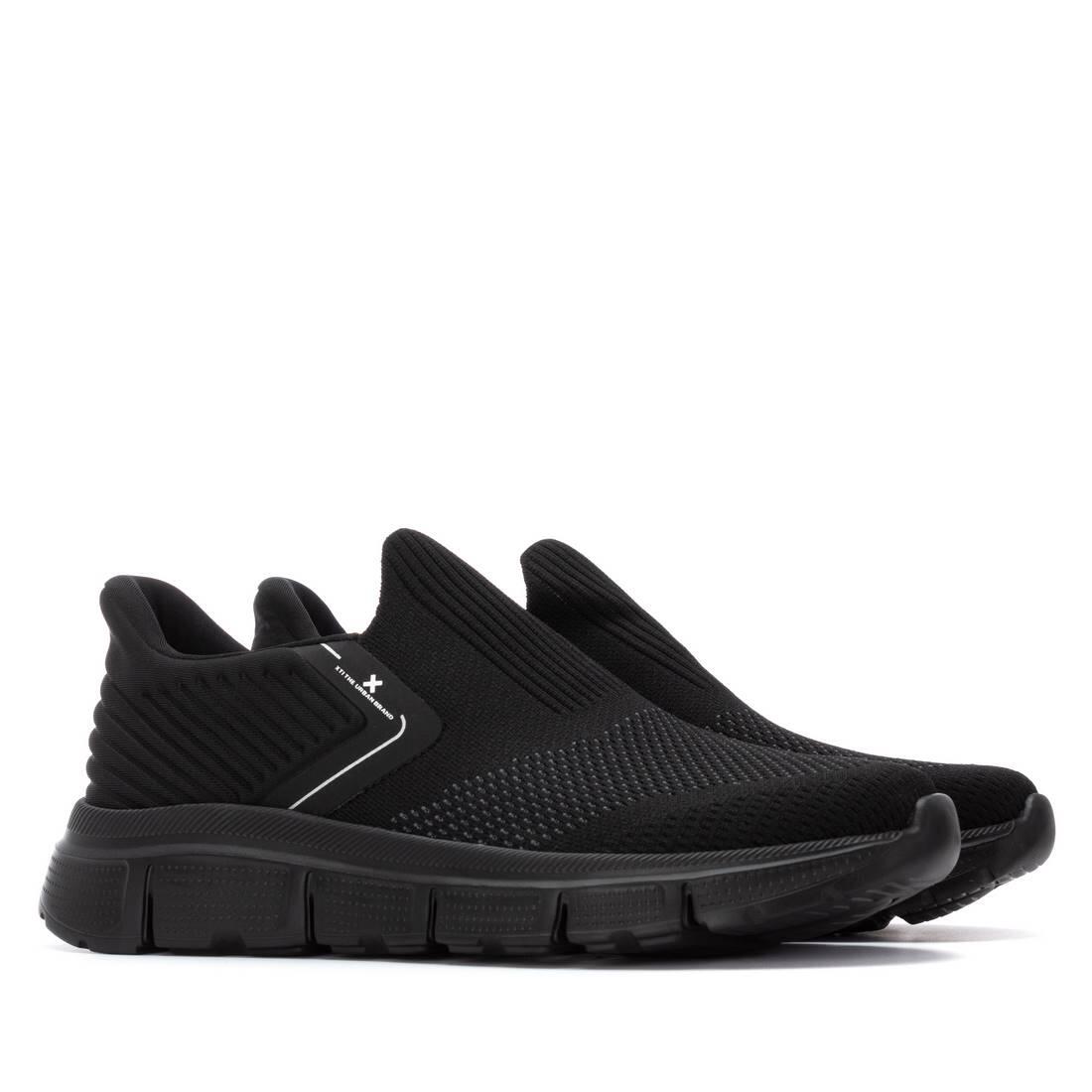 Zapatilla De Hombre Xti 144566 Negro 4/5