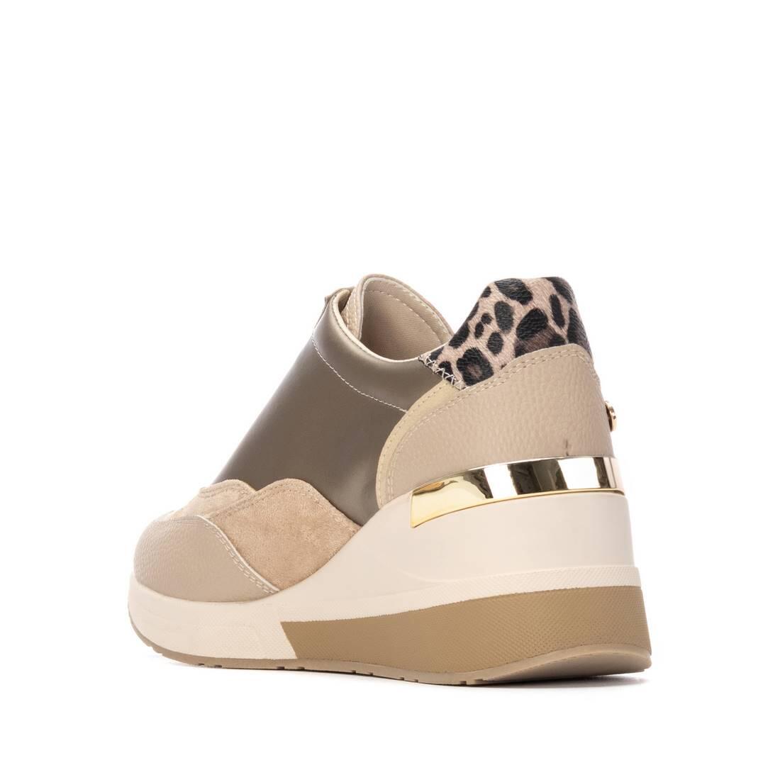 Zapatilla De Mujer Xti 144655 Beige 3/4