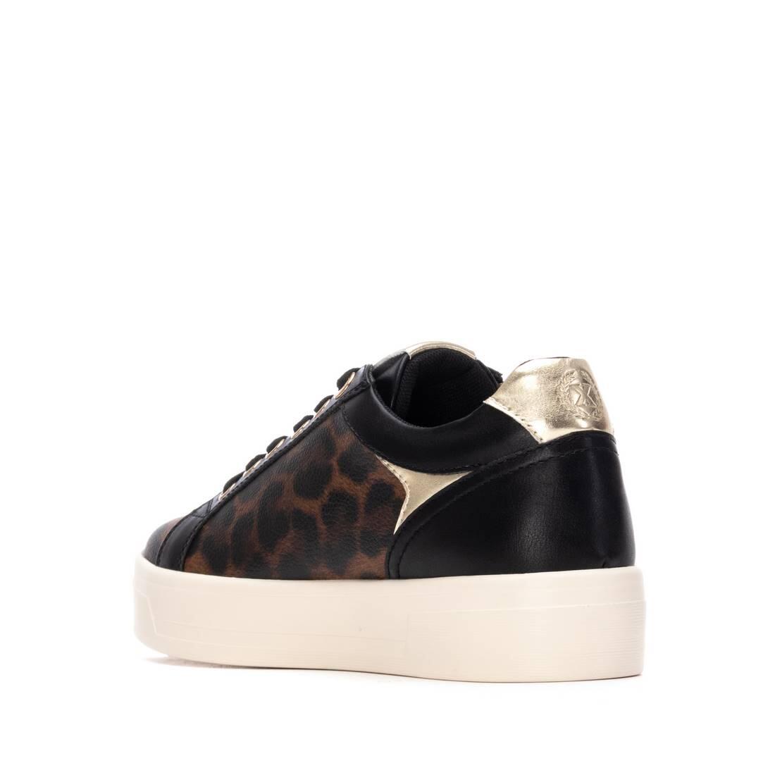 Zapatilla De Mujer Xti 144414 Negro 3/5