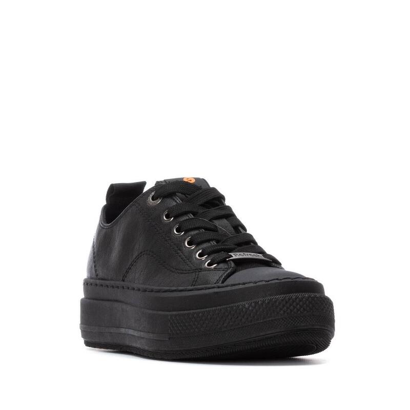 Adidași Refresh pentru femei cu detalii metalizate